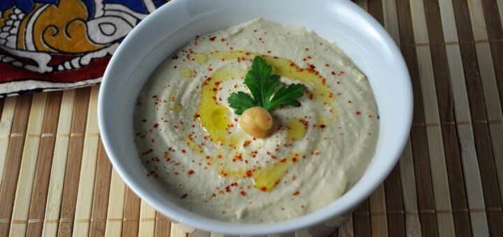 Quick and easy hummus