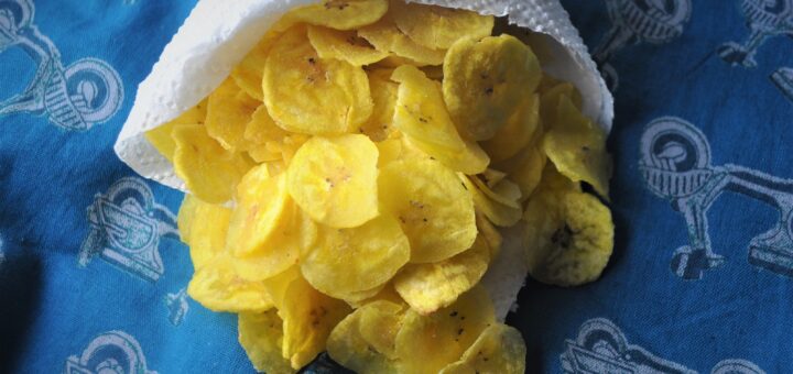 Raw banana/ nendhram/ plantain chips