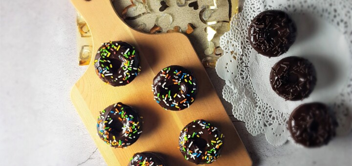 Triple chocolate doughnuts (Baked)